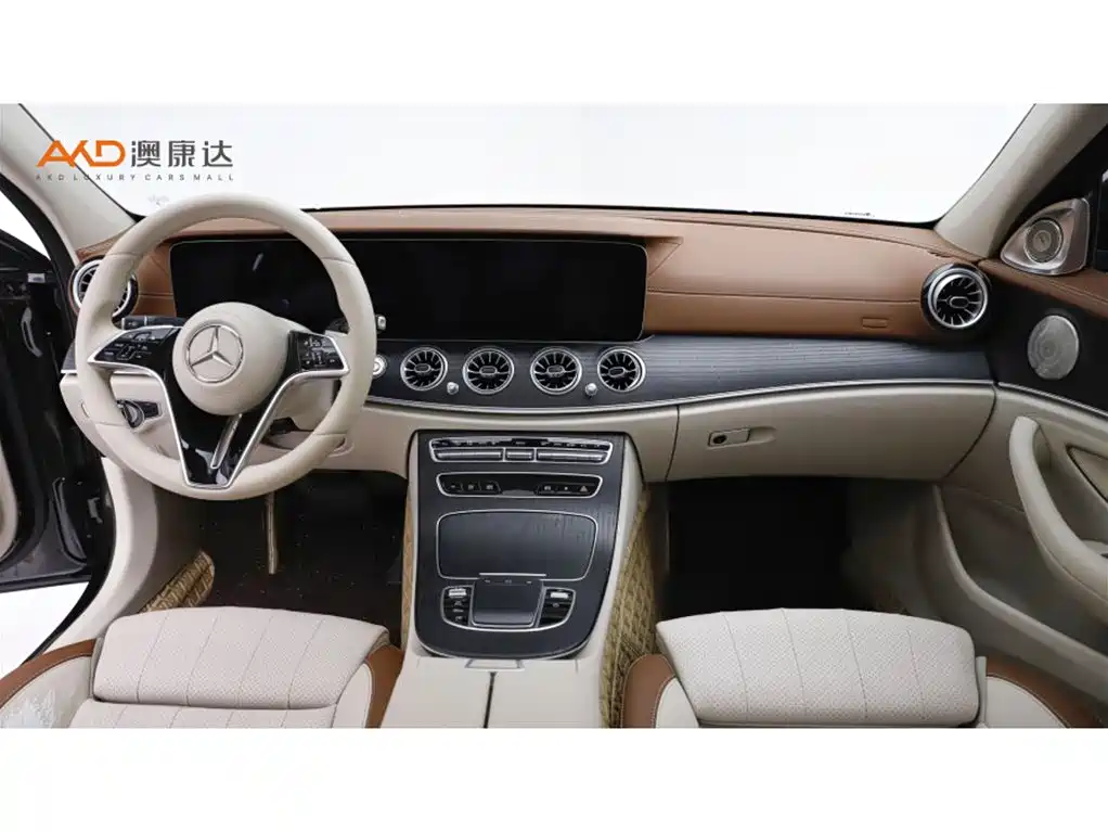 Mercedes-Benz E-Class — миниатюра 5