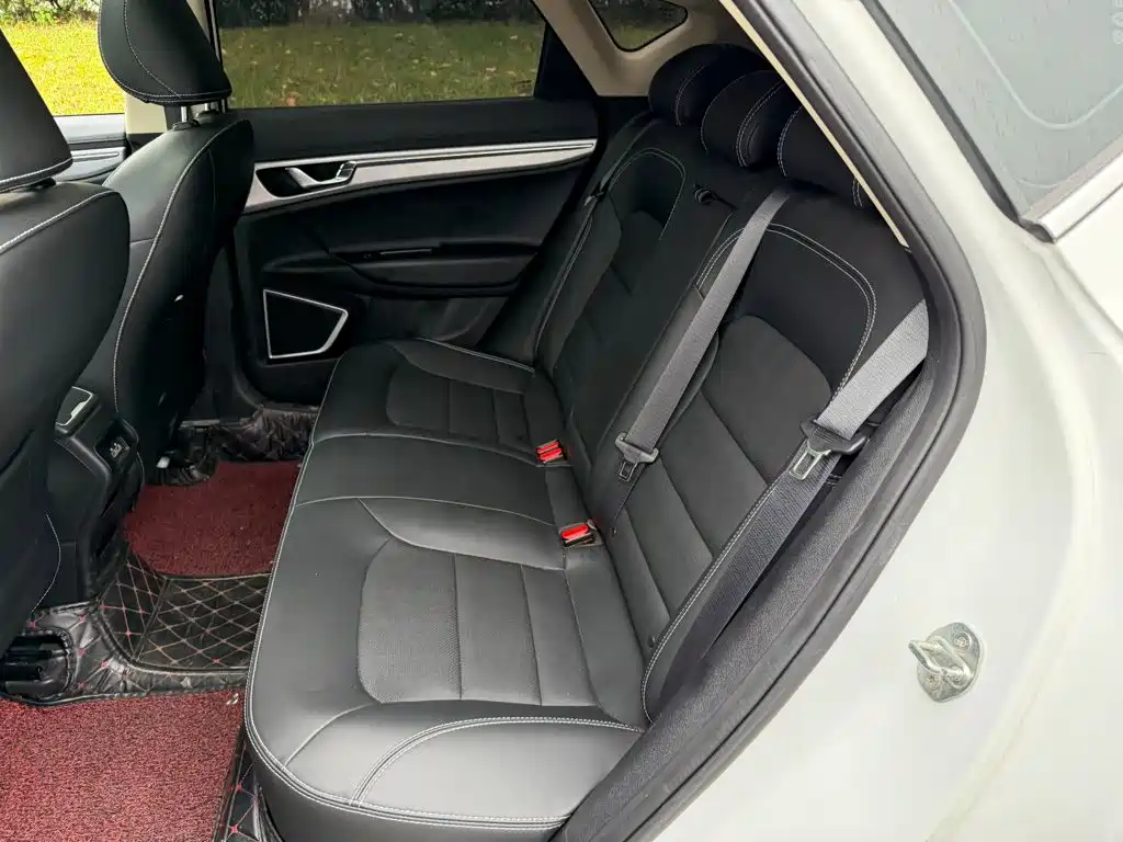 Geely Emgrand GS — миниатюра 12