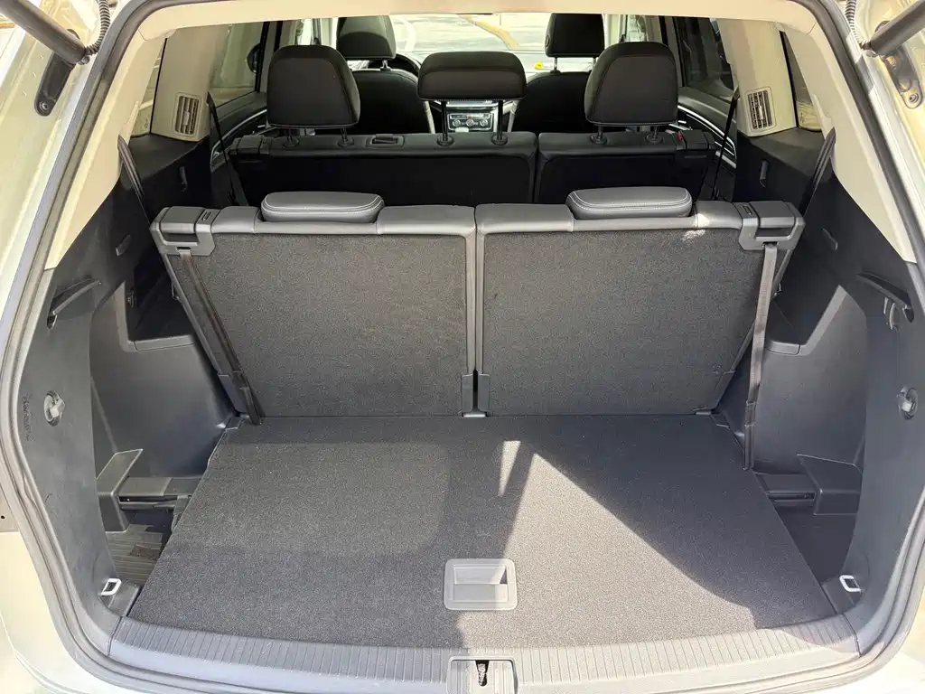 Volkswagen Teramont — миниатюра 17