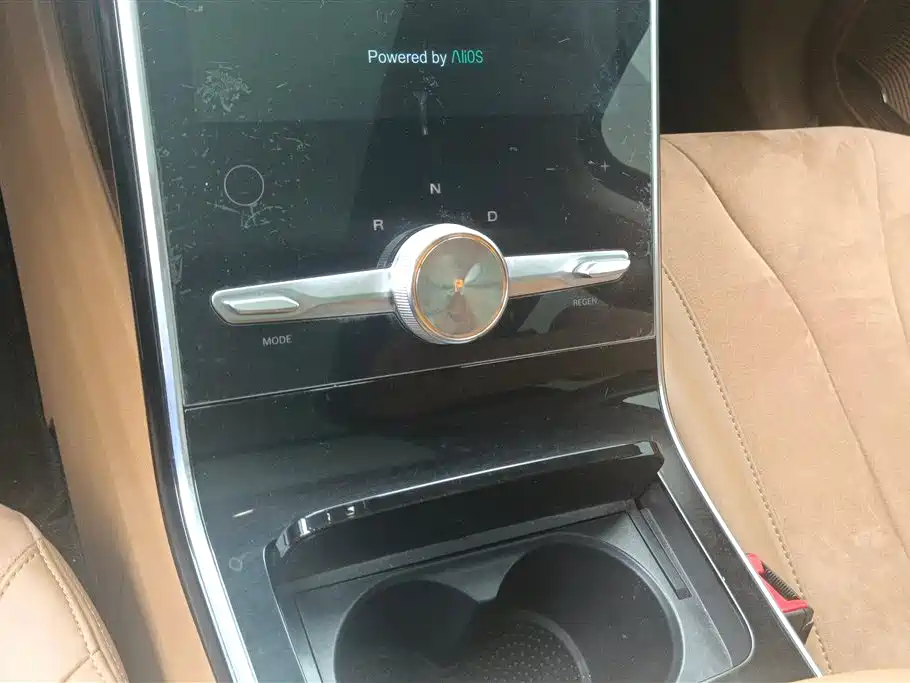 Roewe MARVEL X — миниатюра 15