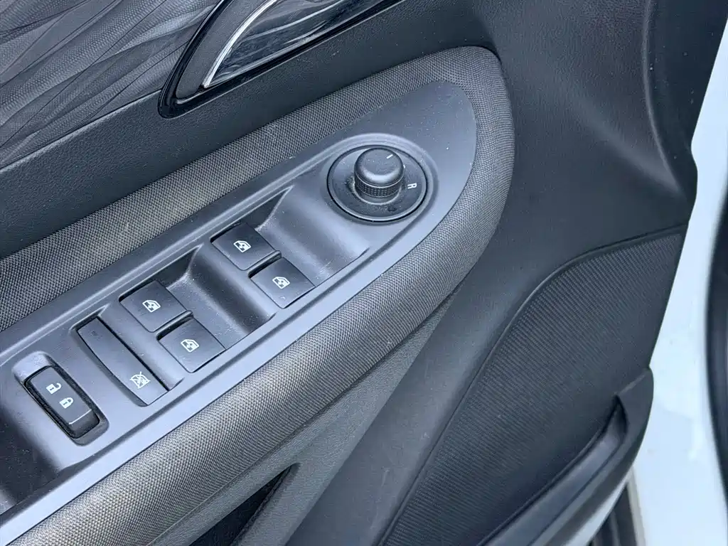 Buick Encore — миниатюра 20