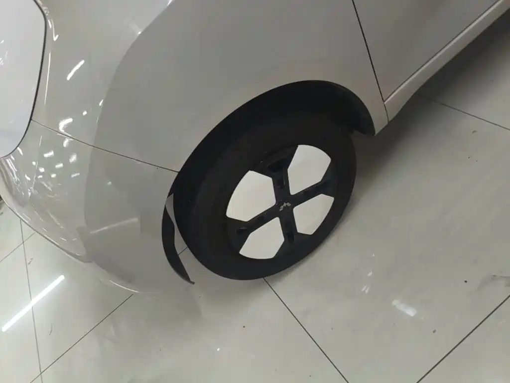 Wuling MINIEV — миниатюра 23