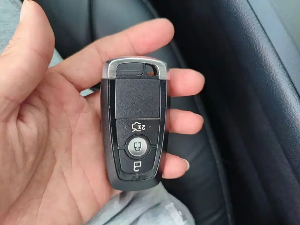 Ford Mondeo — миниатюра 13