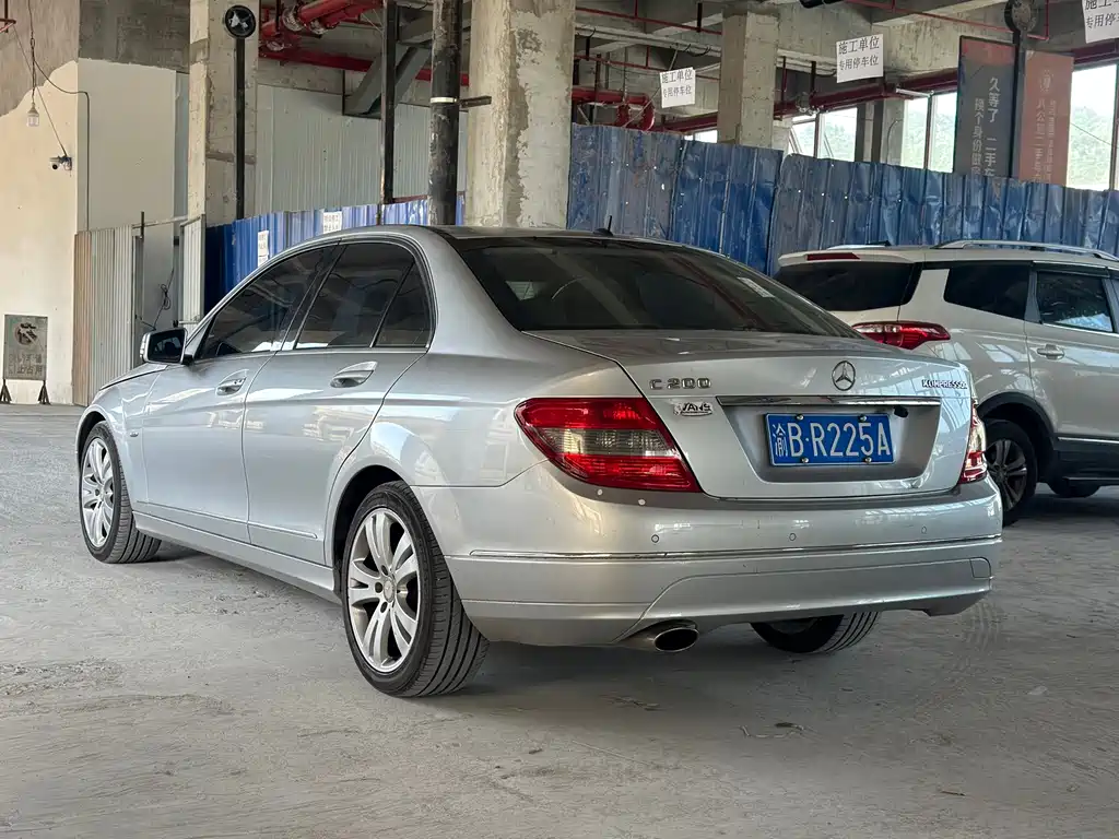 Mercedes-Benz C-Class — миниатюра 14