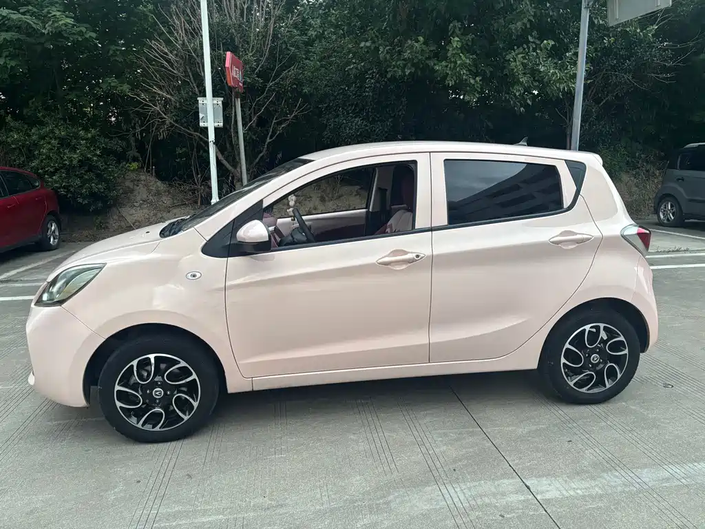 Changan Benben E-Star — миниатюра 2