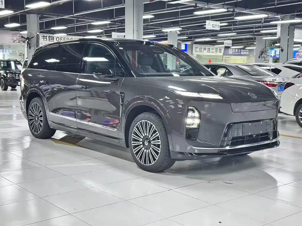 NIO ES8 — миниатюра 3