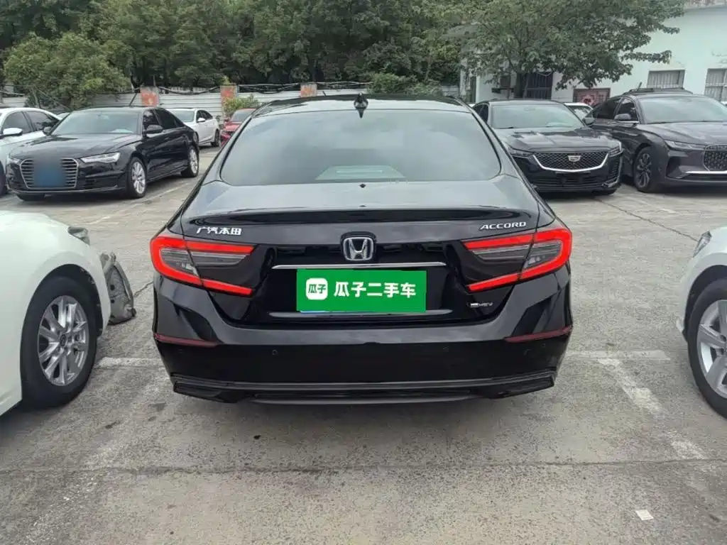 Honda Accord — миниатюра 6