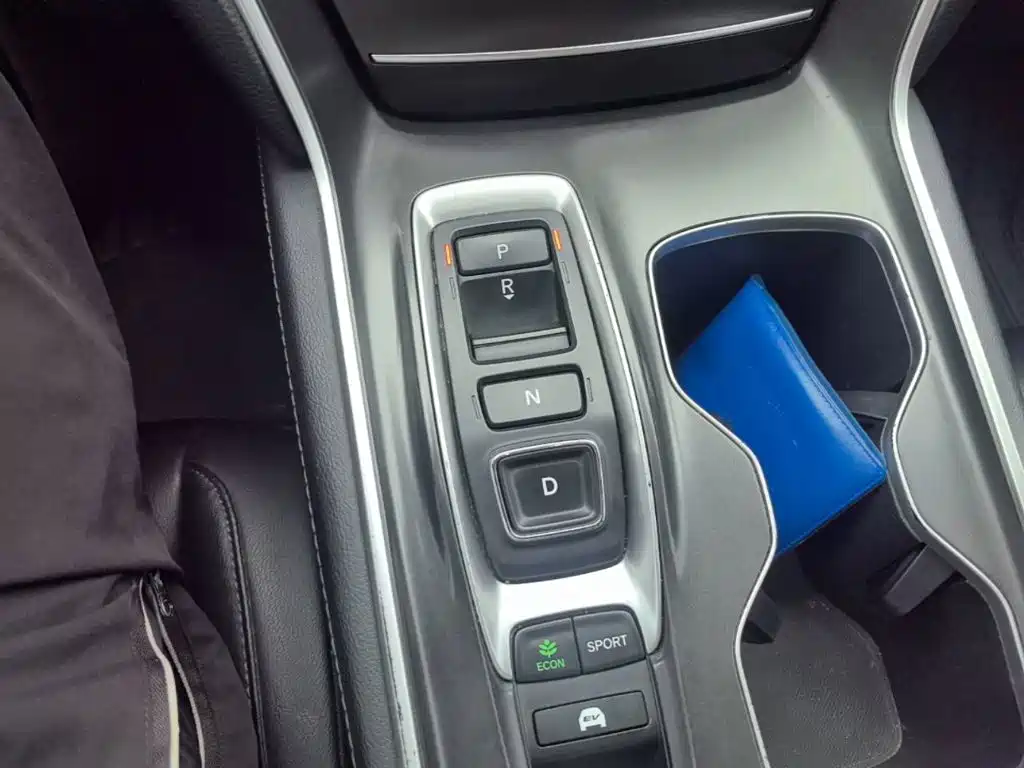 Honda Accord — миниатюра 14