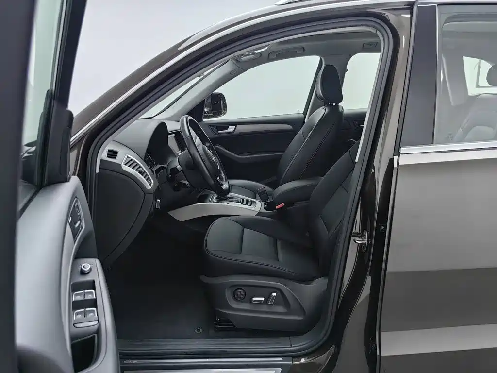 Audi Q5 — миниатюра 10