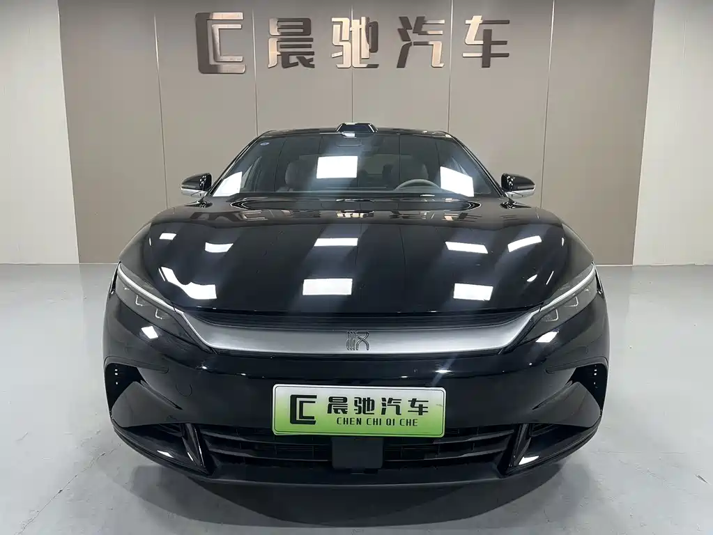 BYD Han — миниатюра 2