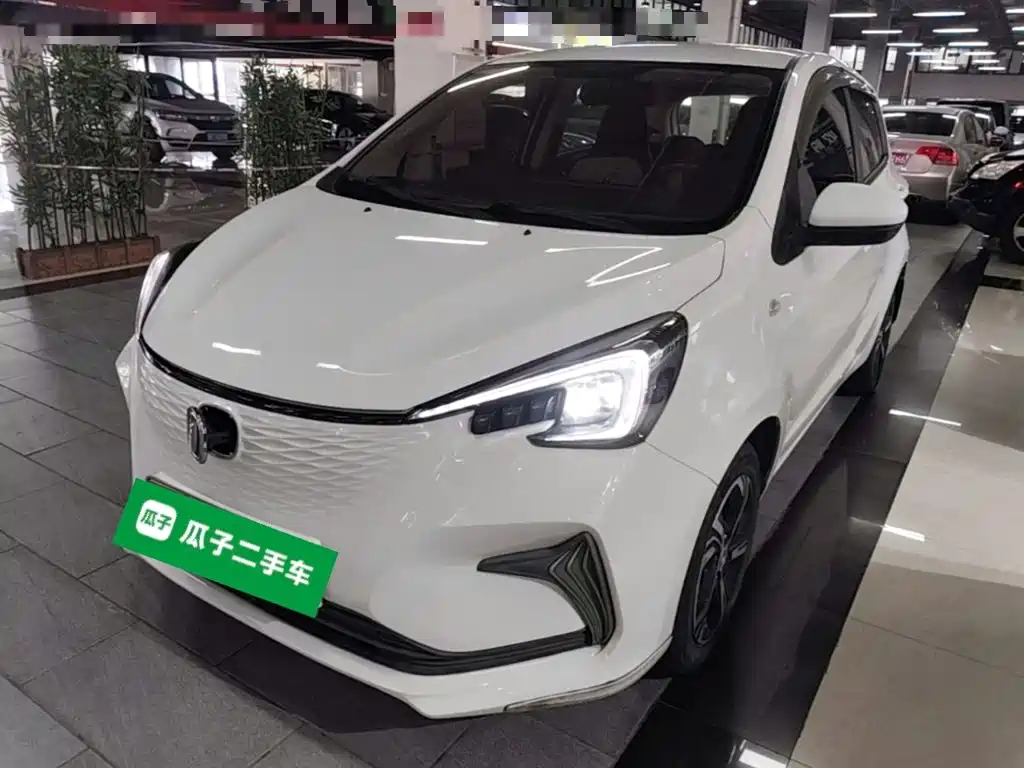 Changan Benben E-Star — миниатюра 2