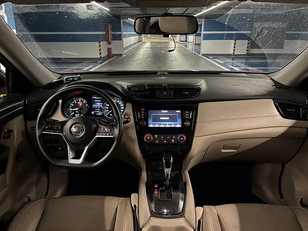 Nissan X-Trail — миниатюра 10