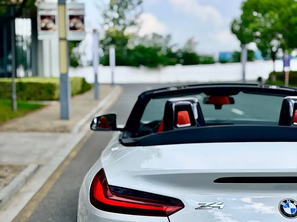 BMW Z4 — миниатюра 8