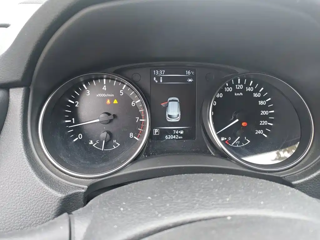 Nissan Qashqai — миниатюра 7