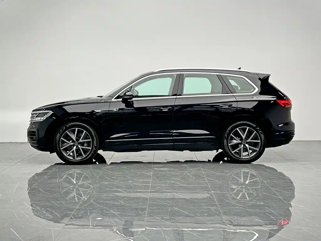 Volkswagen Touareg — миниатюра 3