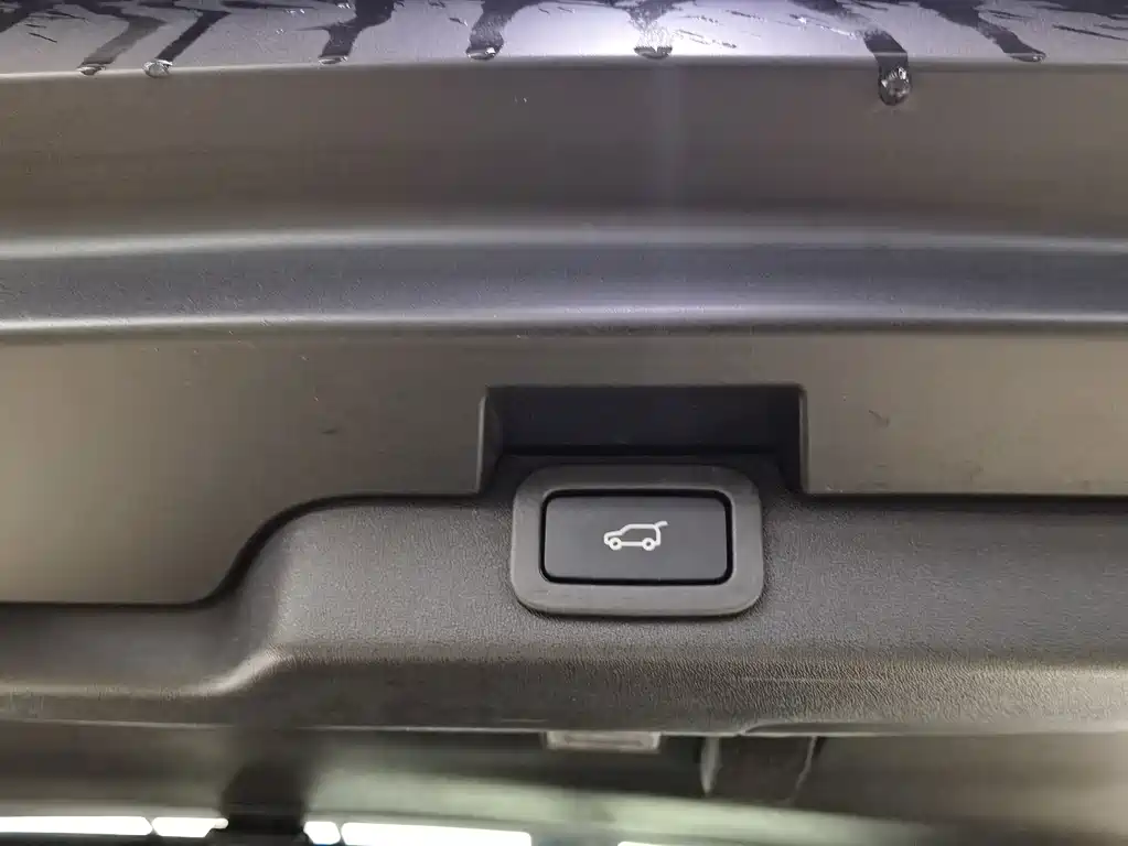 Land Rover Discovery — миниатюра 16