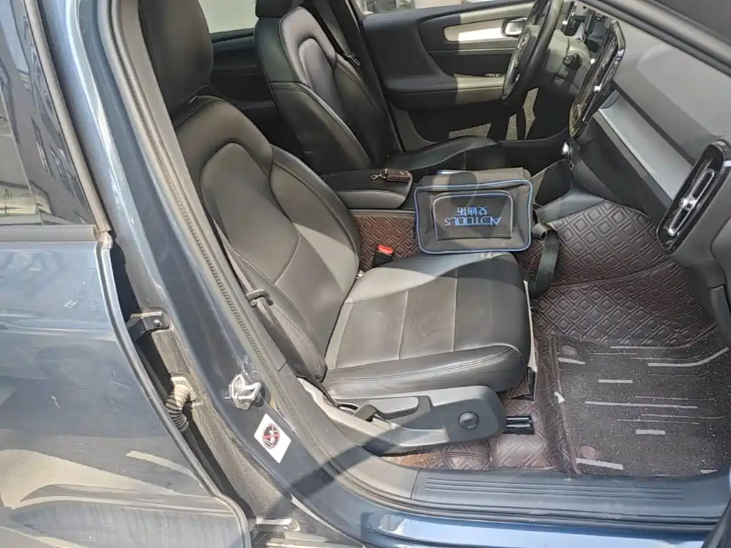 Volvo XC40 — миниатюра 25