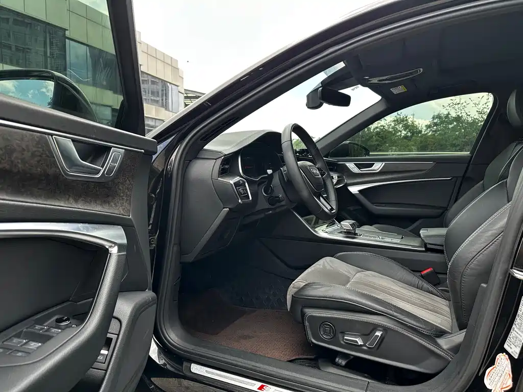 Audi A6L — миниатюра 6