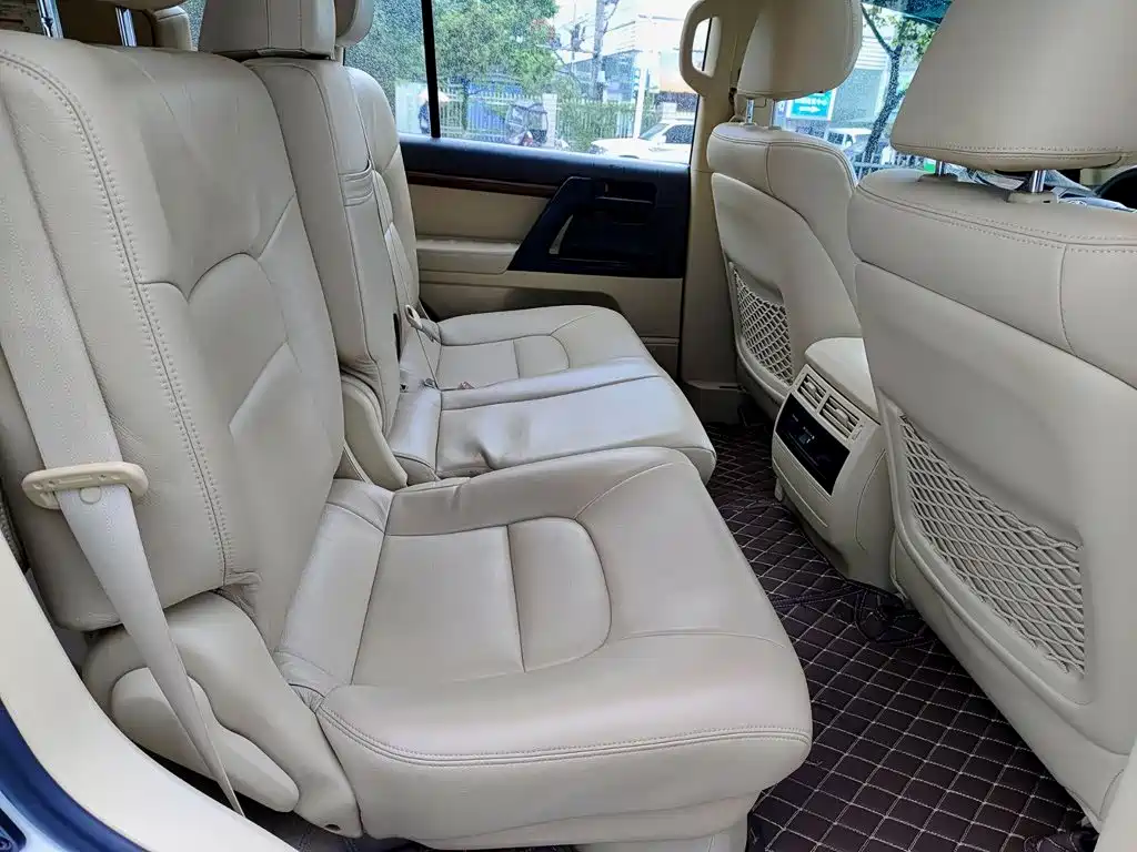 Toyota Land Cruiser — миниатюра 11