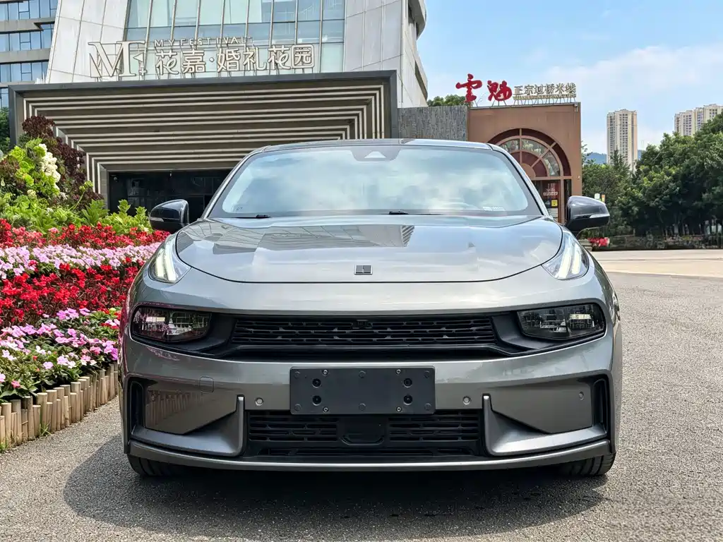 Lynk & Co 03 — миниатюра 2