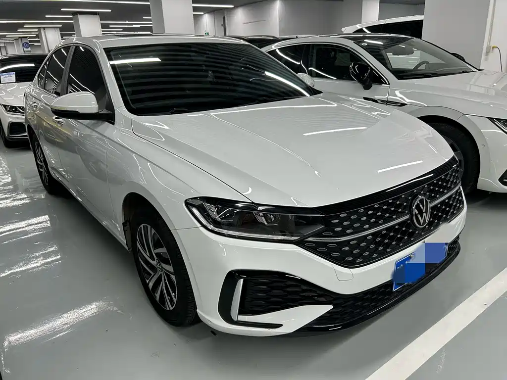 Volkswagen Lavida — миниатюра 3