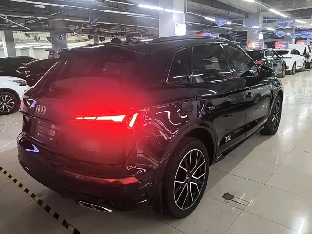 Audi Q5L — миниатюра 7