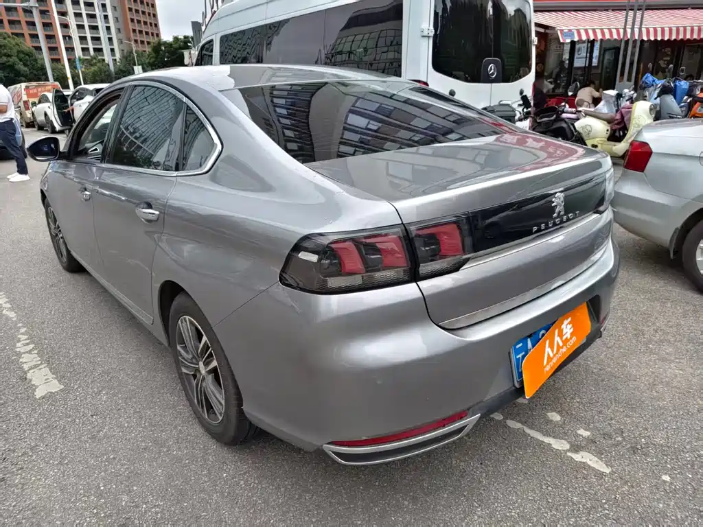Peugeot 308 — миниатюра 4