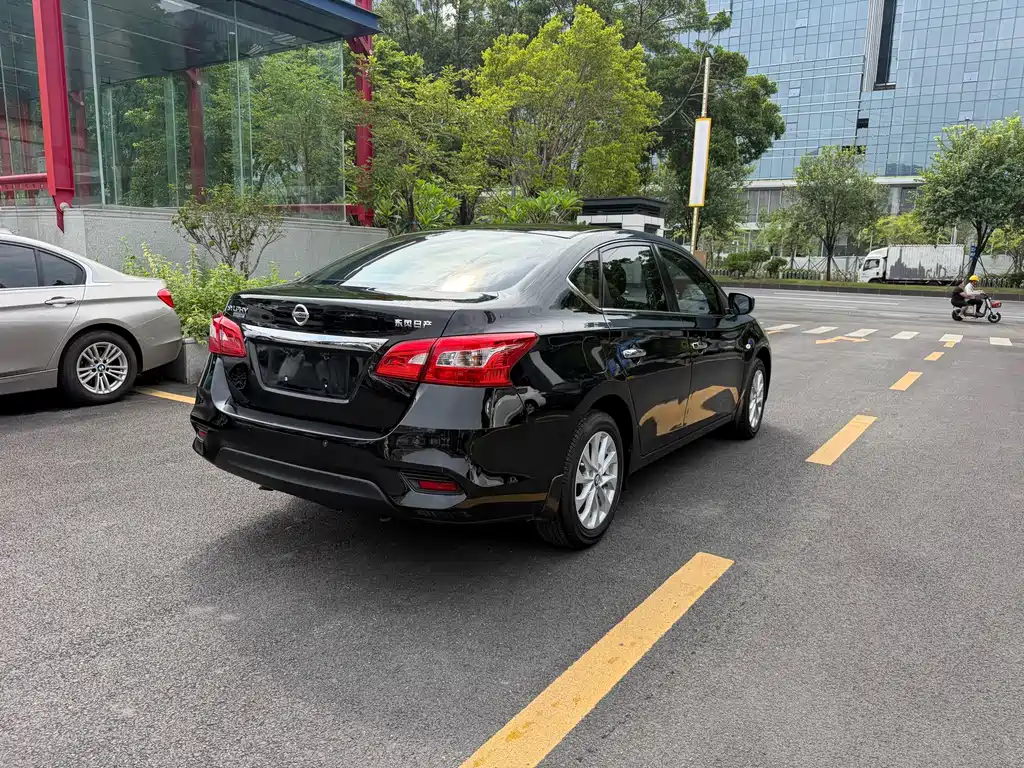 Nissan Sylphy — миниатюра 5
