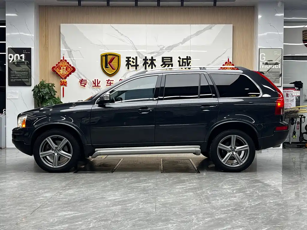 Volvo XC90 — миниатюра 7