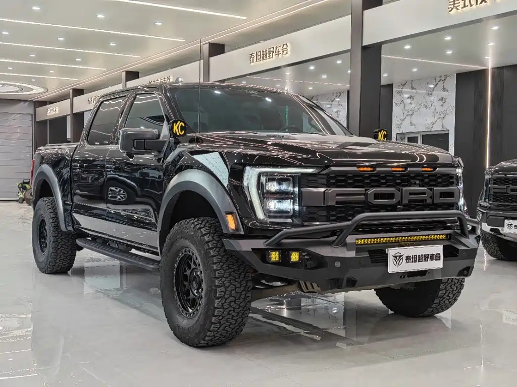 Ford F-150 Raptor
