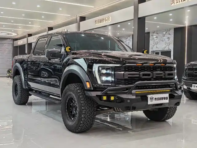 Ford F-150 Raptor