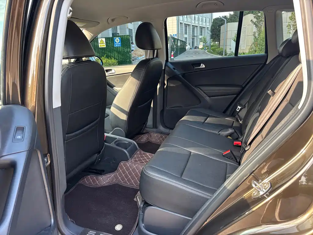 Volkswagen Tiguan — миниатюра 9