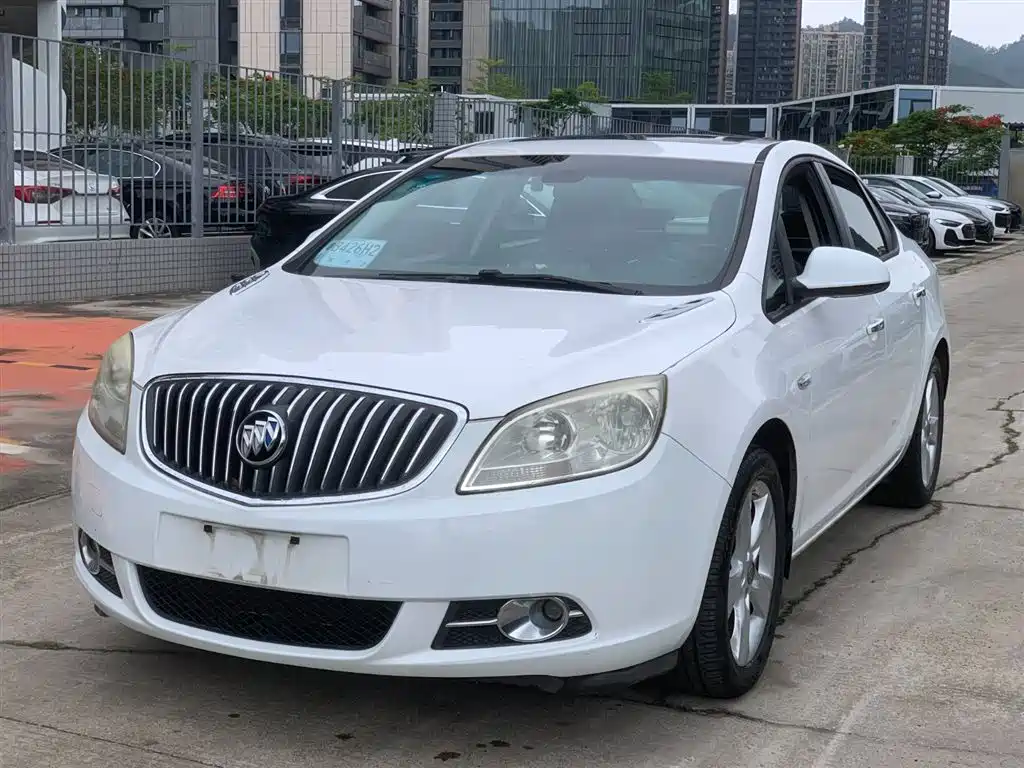 Buick Excelle 2013