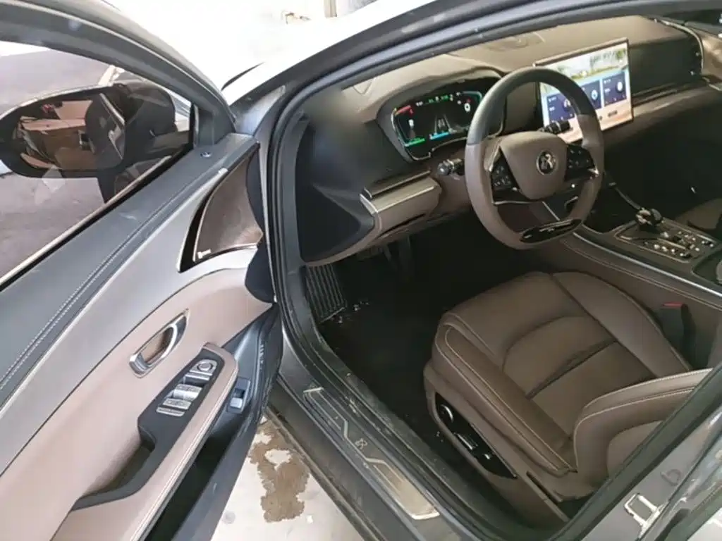 BYD Han — миниатюра 16