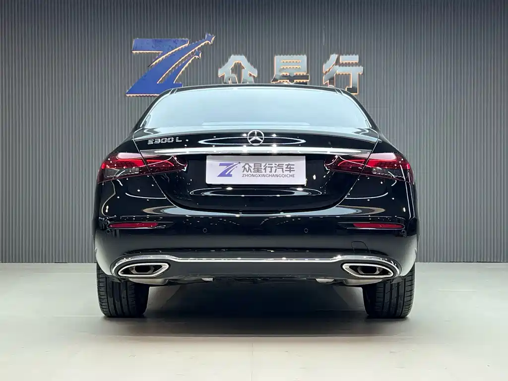 Mercedes-Benz E-Class — миниатюра 4