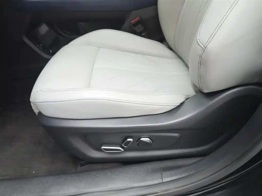 CHANGAN UNI K SMART IDD