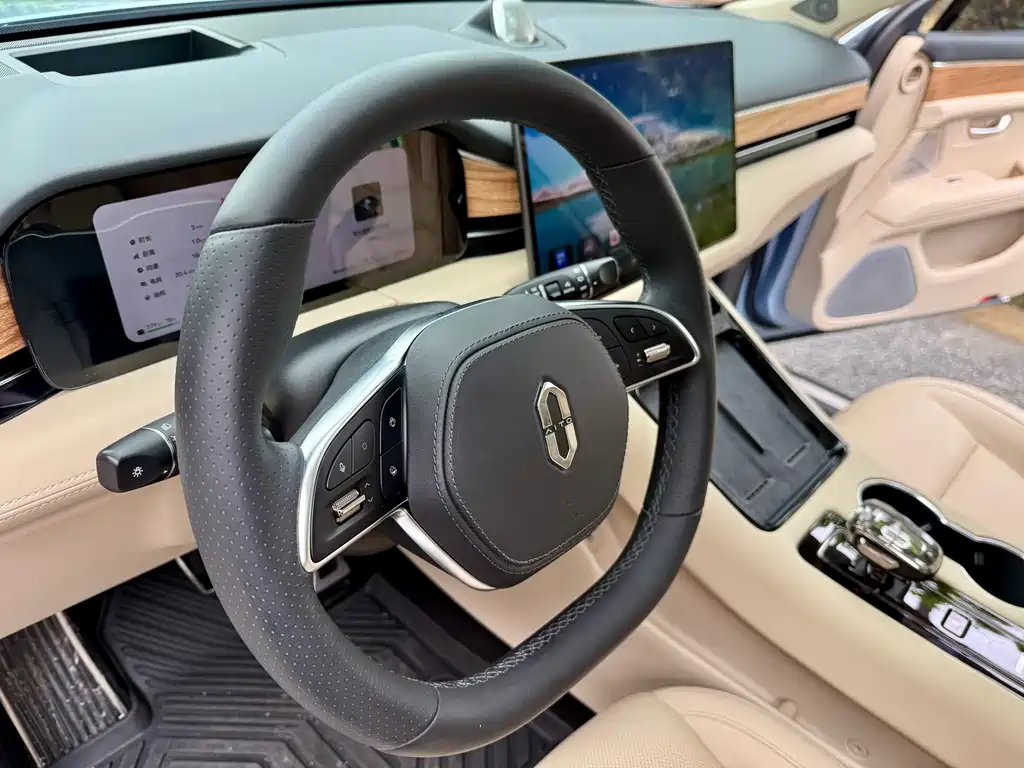 AITO AITO M5 — миниатюра 15