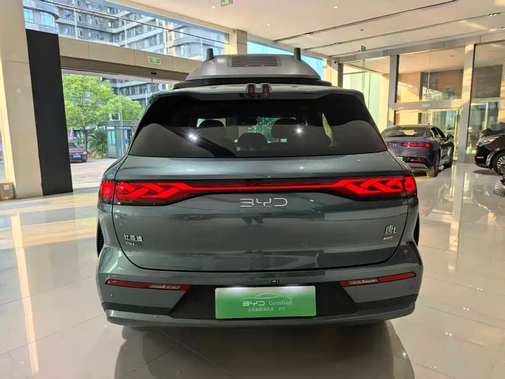 BYD Tang L L 2025 DM 175KM