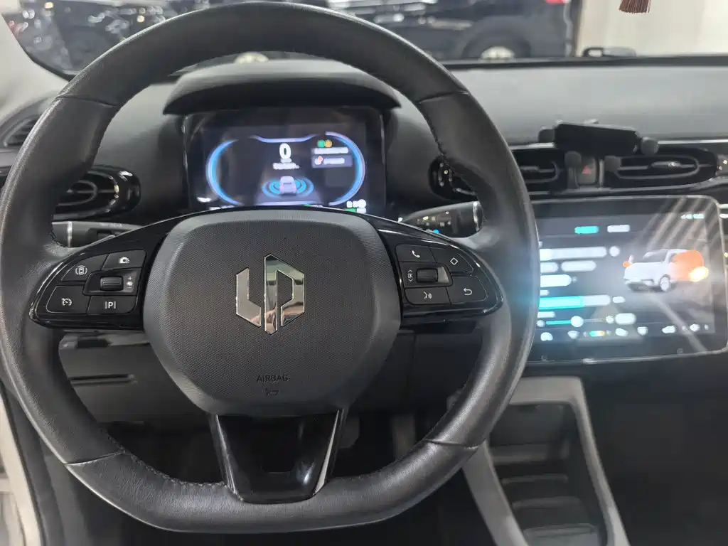 Leapmotor Leapmotor T03 — миниатюра 7