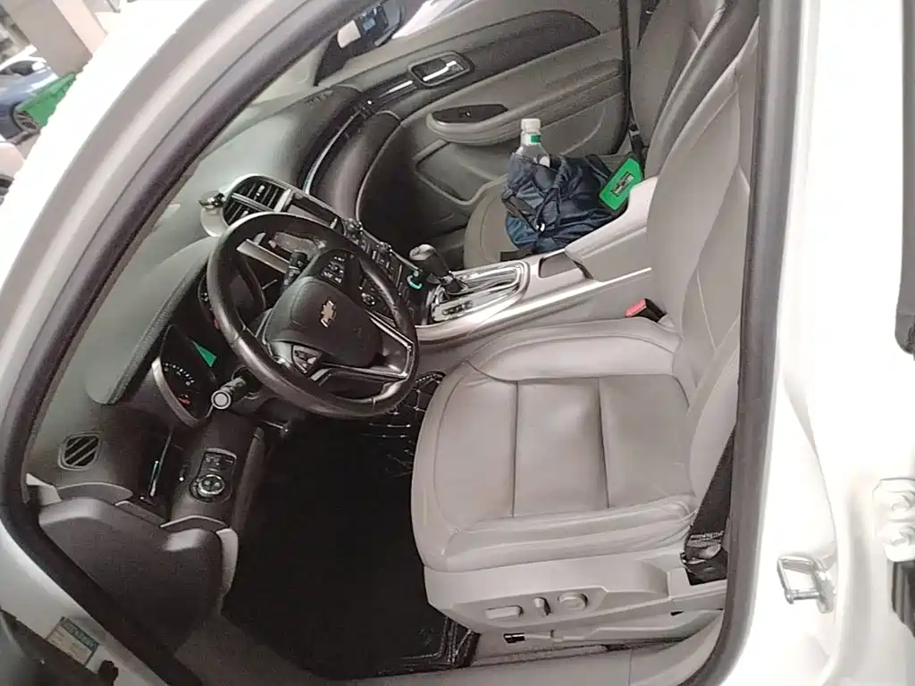 Chevrolet Malibu — миниатюра 15