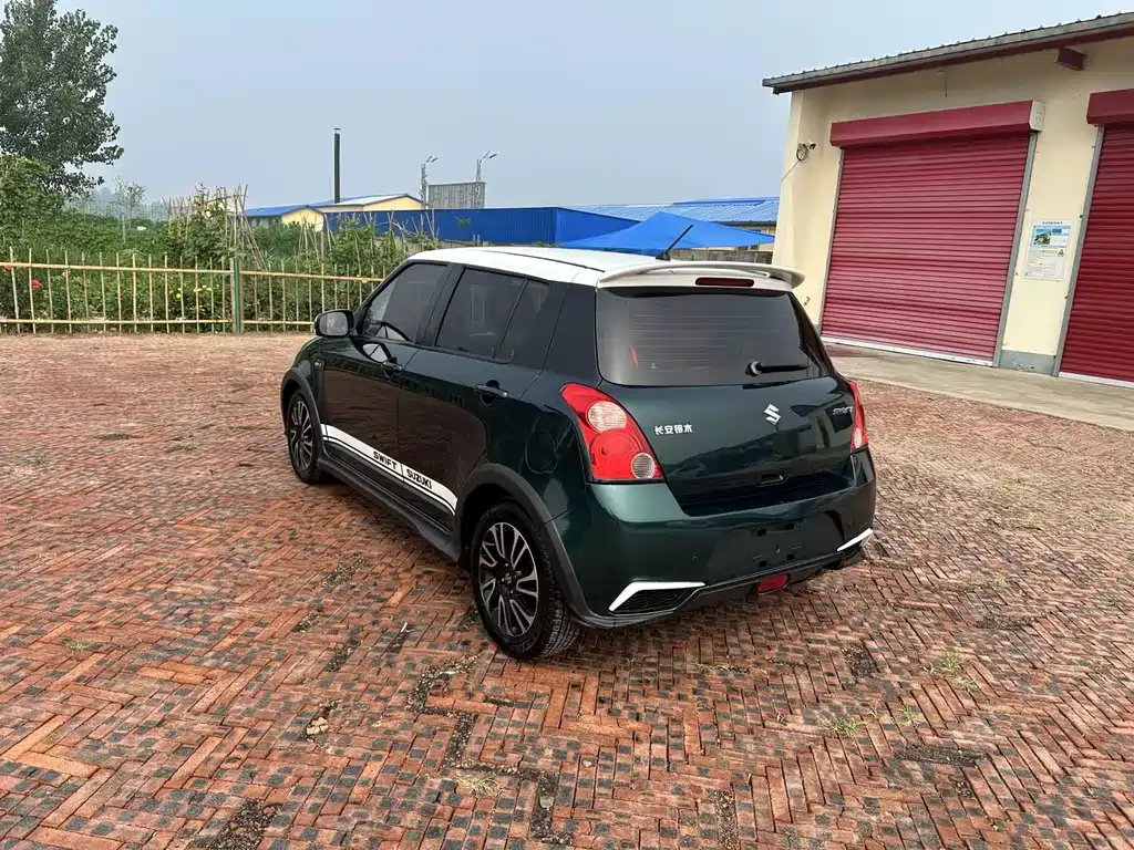 Suzuki Swift — миниатюра 7