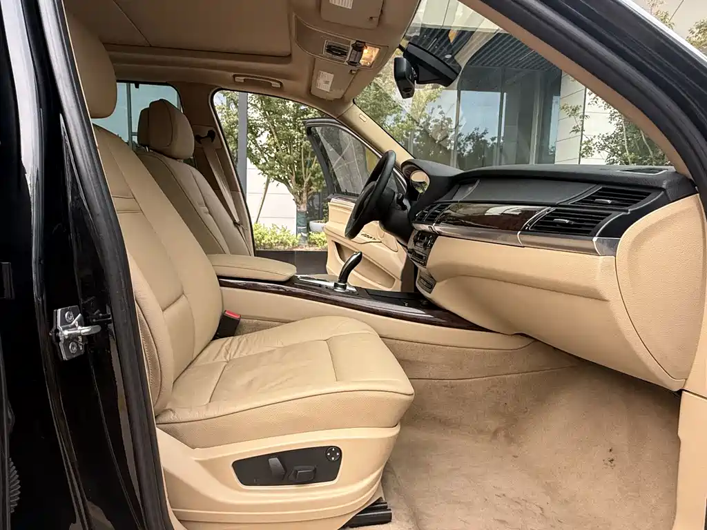 BMW X5 (Import) — миниатюра 12