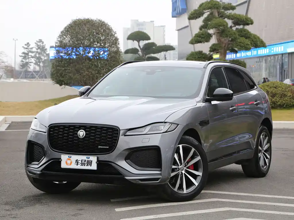 Jaguar F-PACE 2024