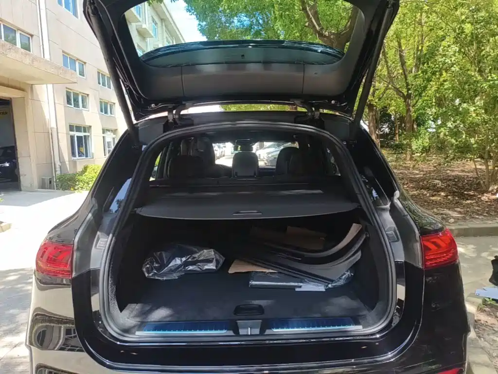 Mercedes-Benz EQS SUV — миниатюра 19
