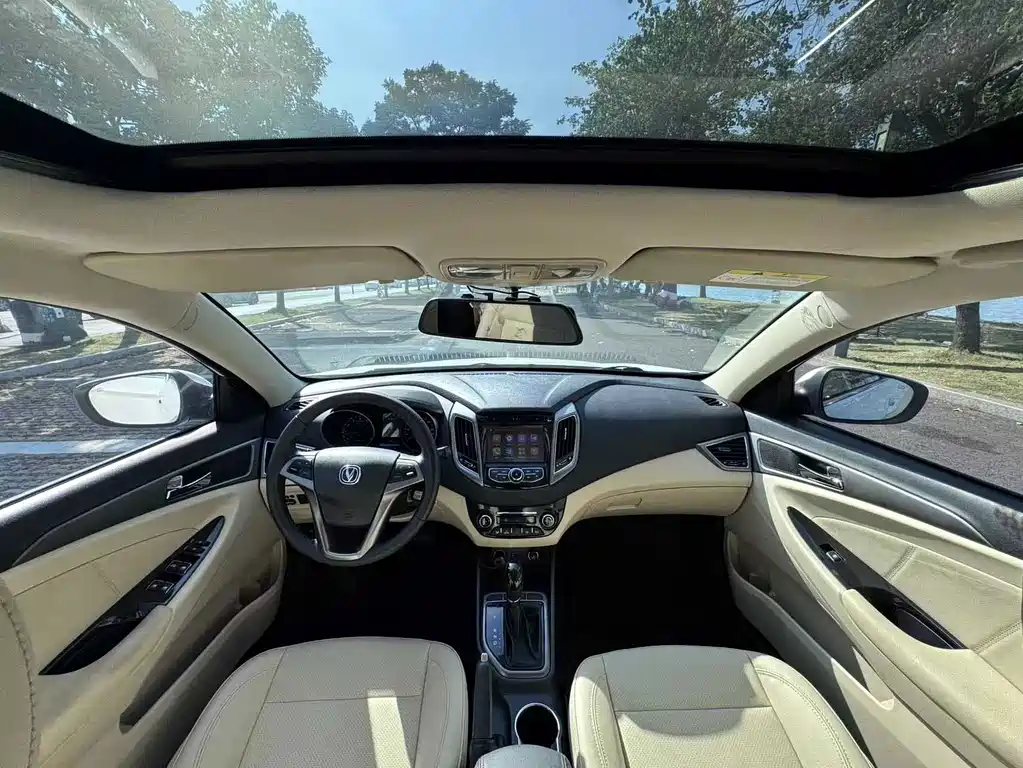 Changan Eado — миниатюра 6