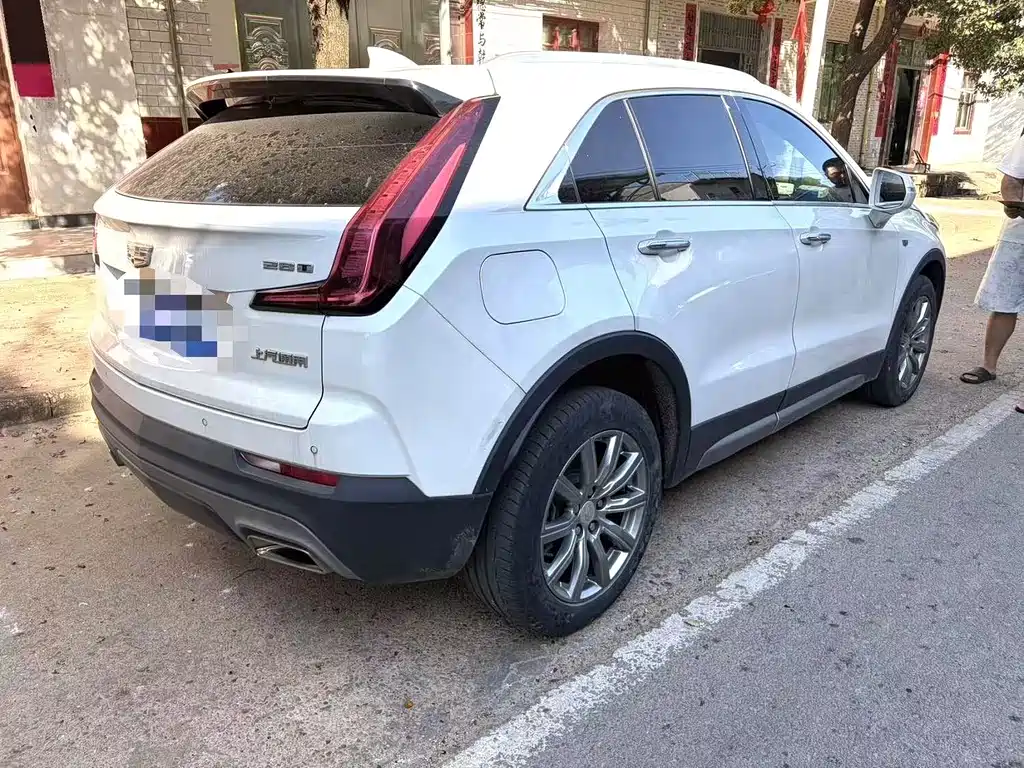 Cadillac XT4 — миниатюра 8