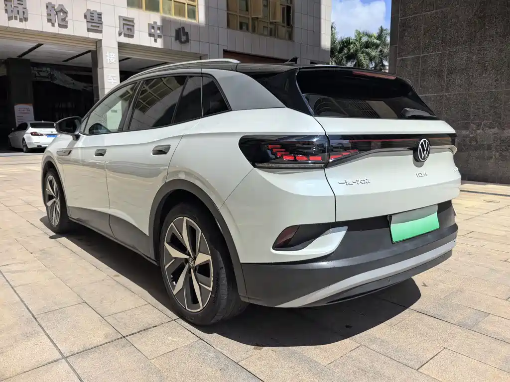 Volkswagen ID.4 Crozz — миниатюра 3