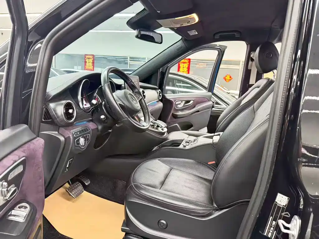 Mercedes-Benz V-Class — миниатюра 7