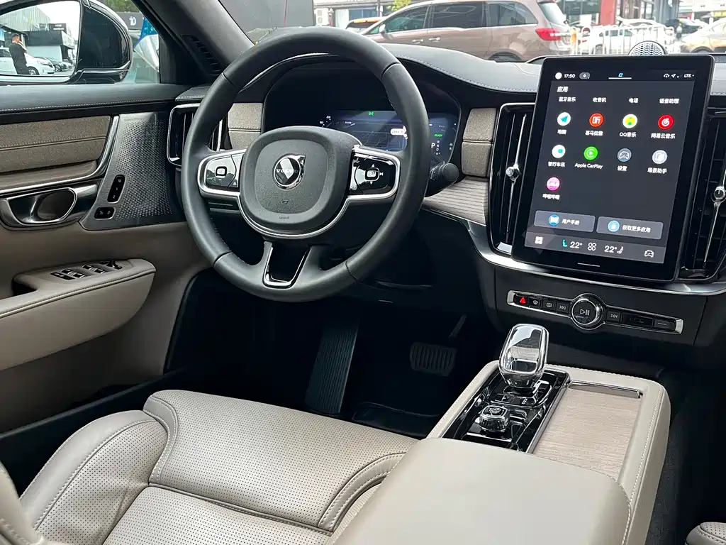Volvo S90 PHEV — миниатюра 14