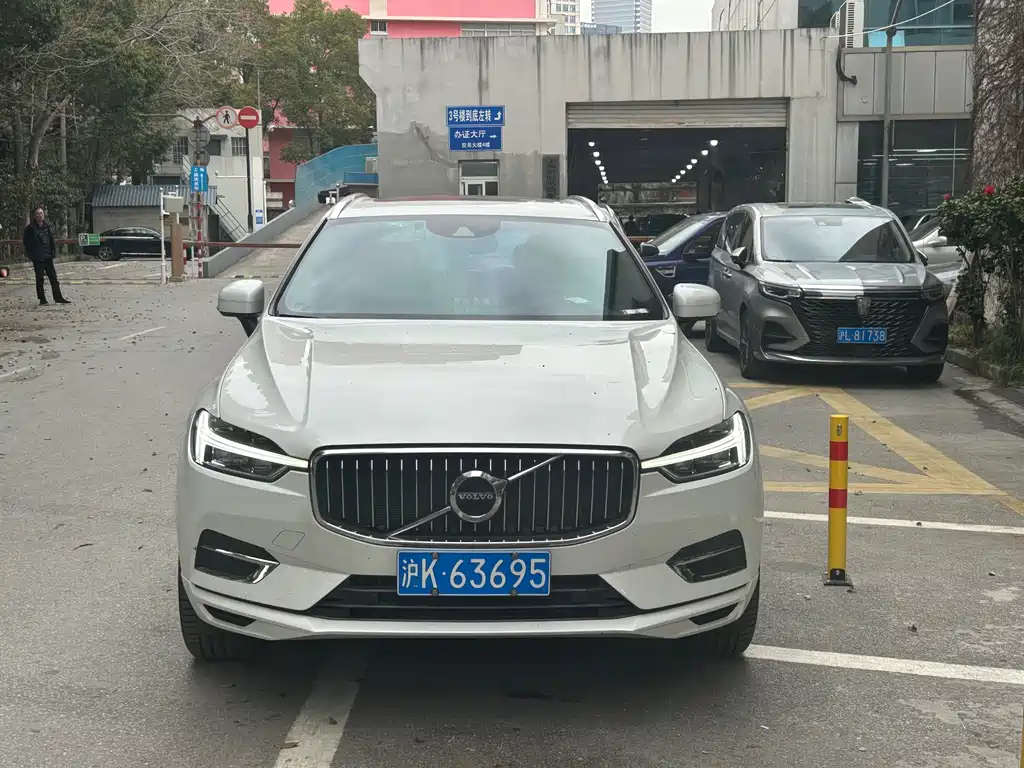 Volvo XC60 2021